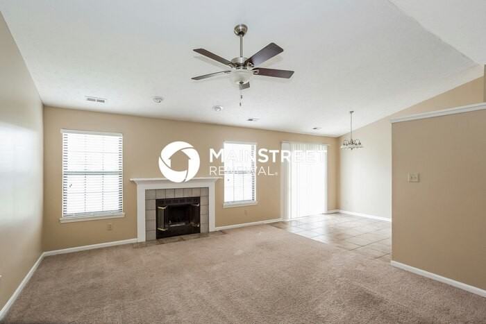 12328 Cobblestone South Dr - Photo 4 of 16