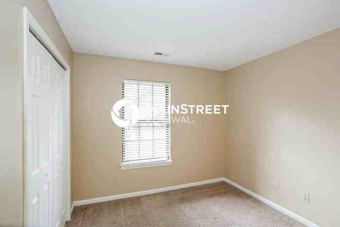 12328 Cobblestone South Dr - Photo 7 of 16