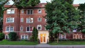 Chemin de la Côte Saint Luc & Rue Ellerdale #26 - Photo 1 of 1