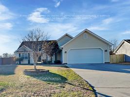 featured image of 435 Stoney Run Dr