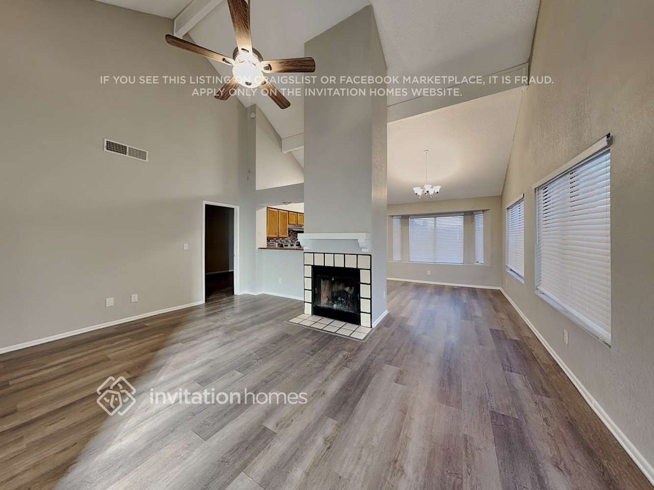 2106 W Monona Dr - Photo 3 of 17