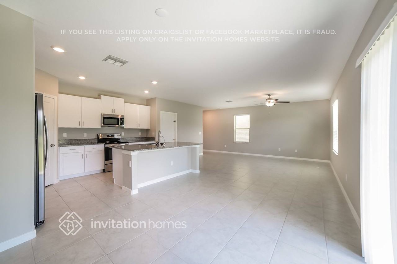 11234 Riley Pines Cir - Photo 7 of 23