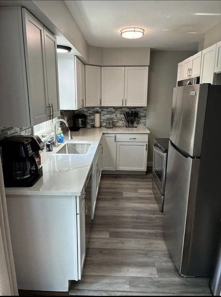 436 Springhill Dr - Photo 4 of 11