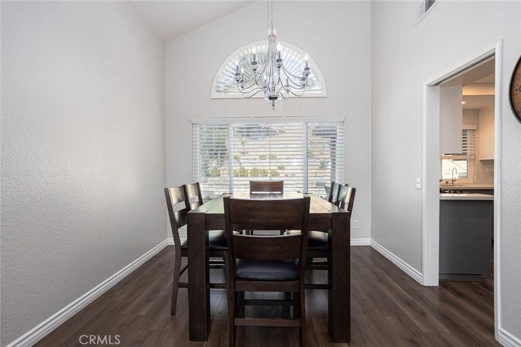 10352 Desert Star St - Photo 6 of 27