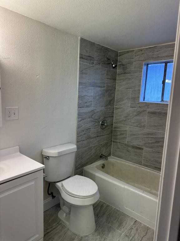 620 N Nursery Rd - Photo 3 of 11