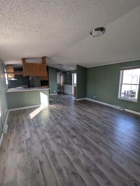 611 W Matthew St - Photo 3 of 12