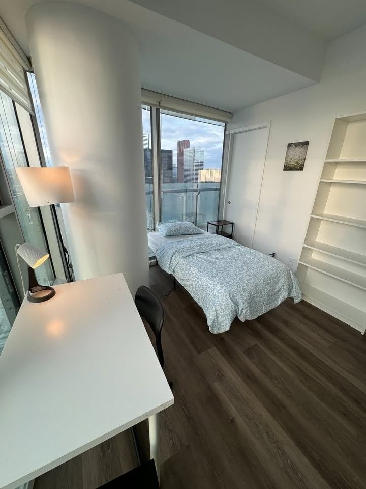 14 York Street #5508 - Photo 4 of 18