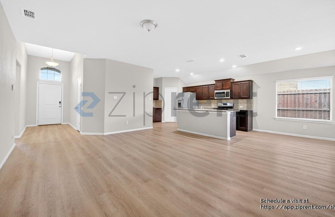 10116 Clemmons Rd - Photo 6 of 28