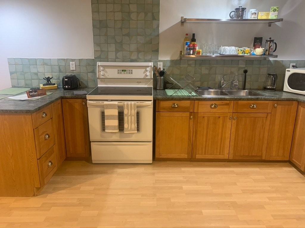 145 Denison Avenue - Photo 5 of 13