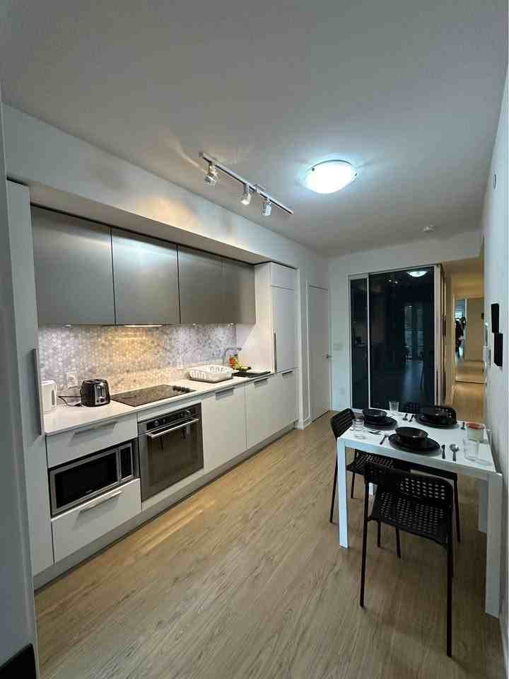 85 Wood Street #712 - Photo 3 of 9