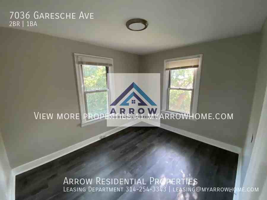 7036 Garesche Ave - Photo 5 of 16