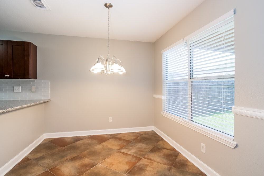 7322 Fox Forest Trl - Photo 4 of 16