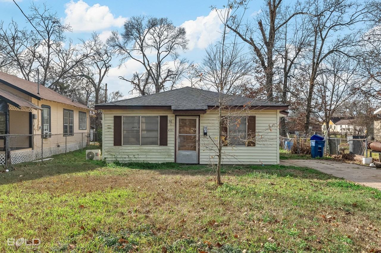 4331 Saint Louis Ave - Photo 7 of 26