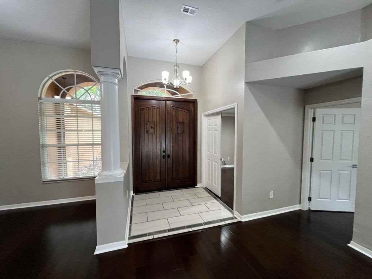 2533 Ridgewind Way - Photo 3 of 10