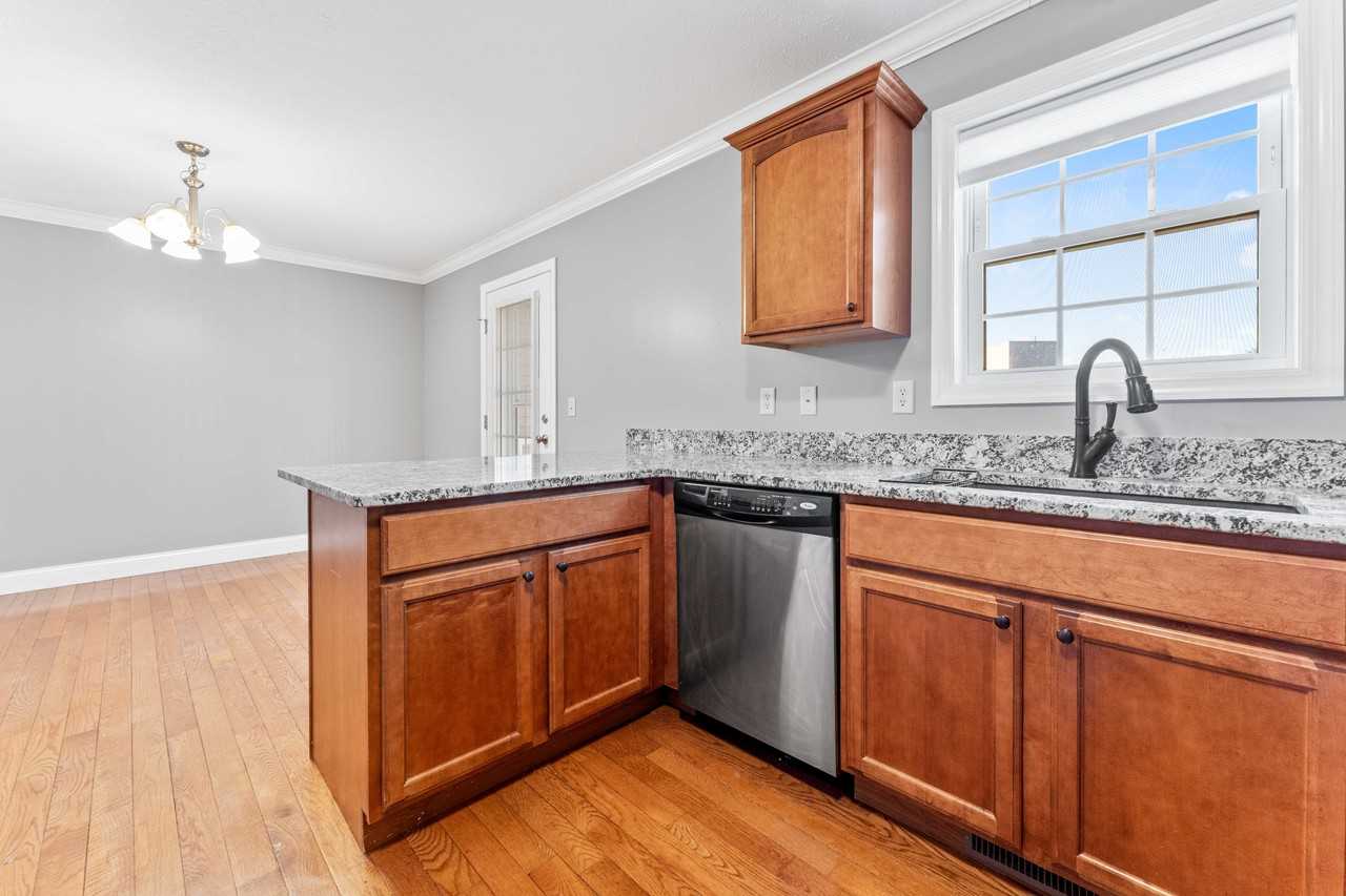 215 Tarbert Ct #TH - Photo 3 of 19