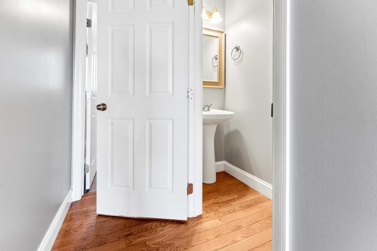 215 Tarbert Ct #TH - Photo 6 of 19