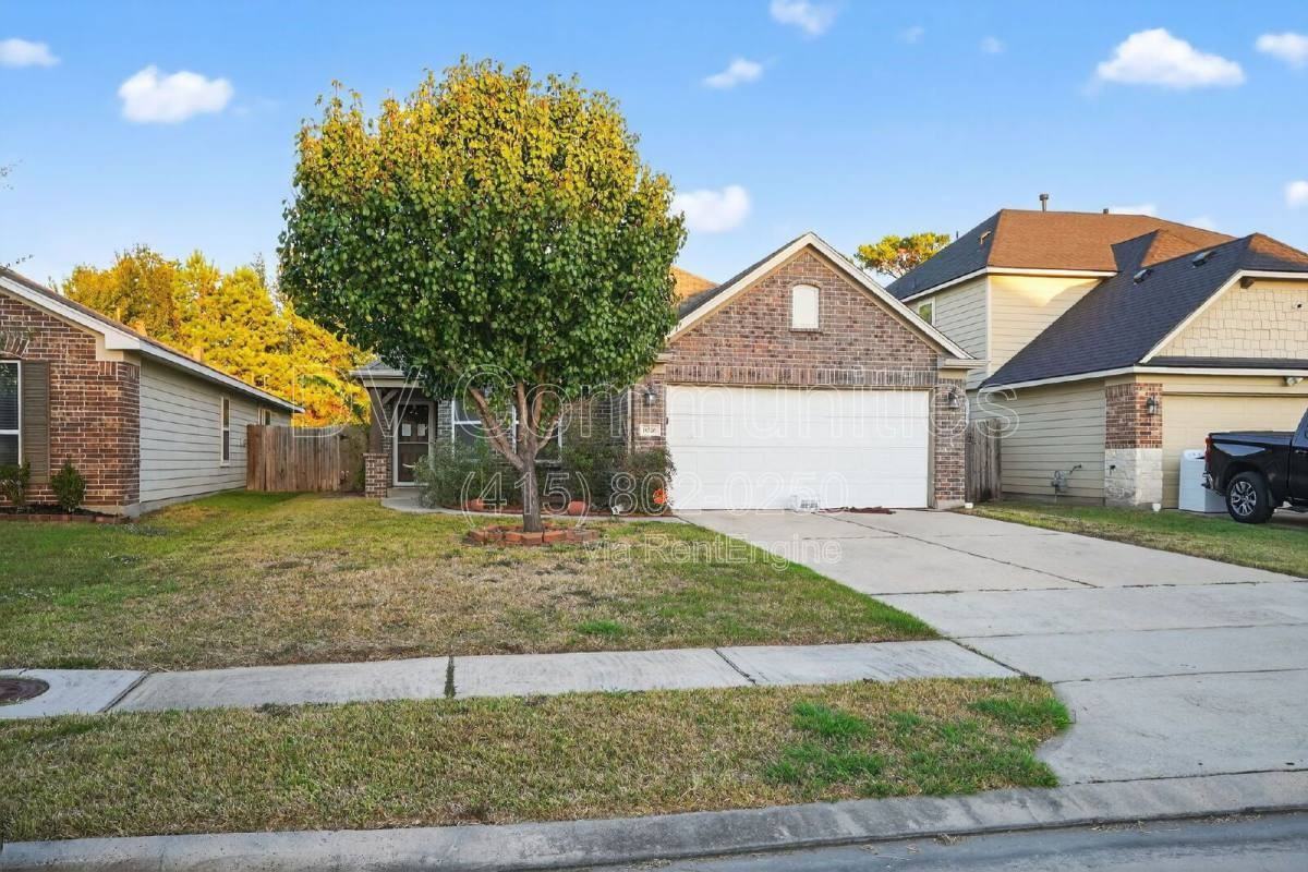 18506 W Hardy Rd - Photo 2 of 10