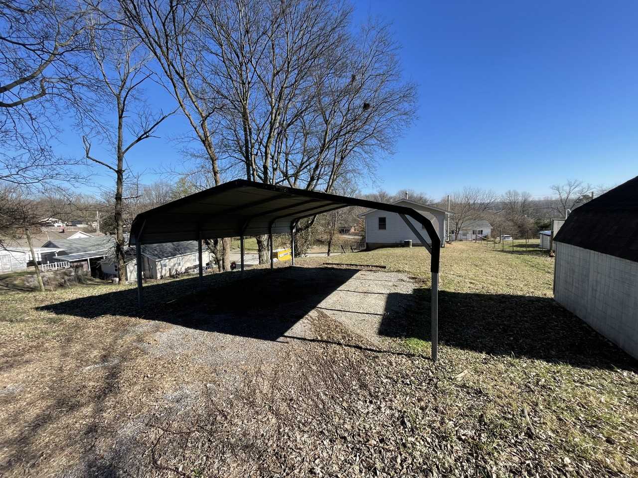 1515 N Water St - Photo 3 of 28