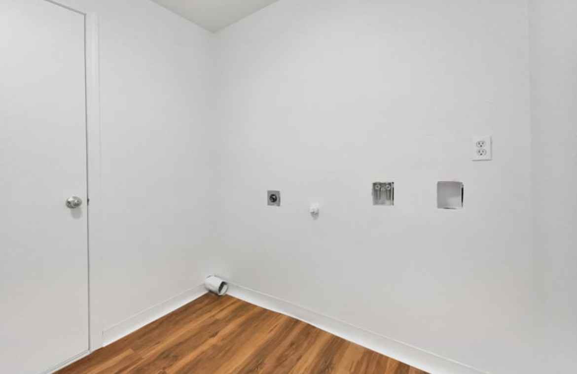 17007 Se 19th St #3 - Photo 2 of 14