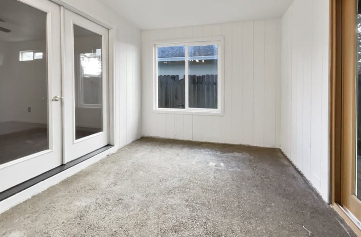 17007 Se 19th St #3 - Photo 3 of 14