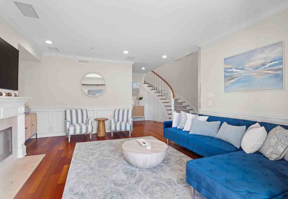 3306 Highland Ave - Photo 3 of 50