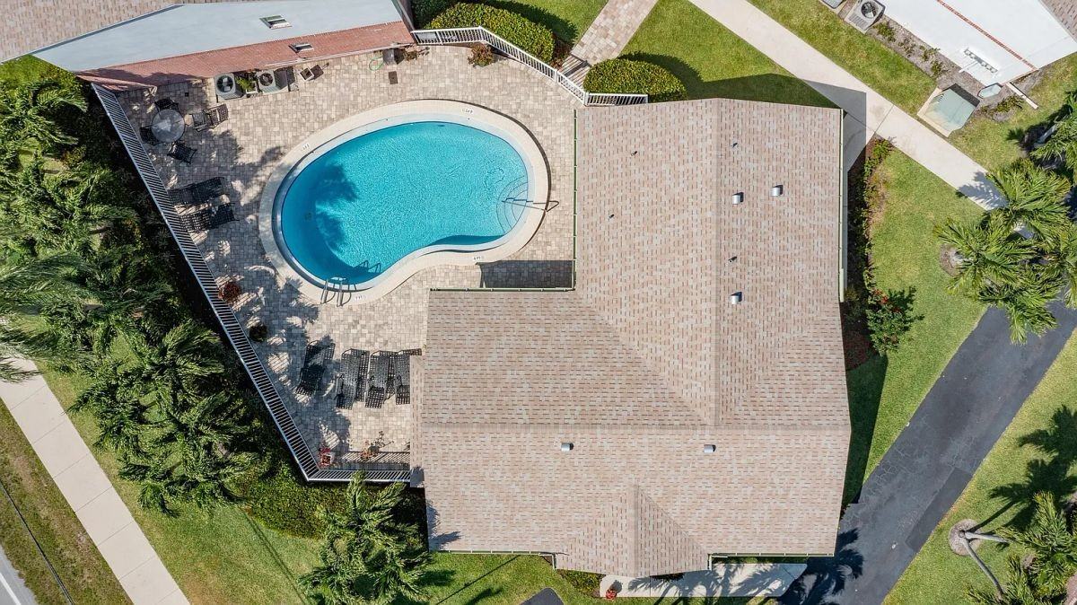 2017 S Seacrest Blvd ##D - Photo 2 of 12