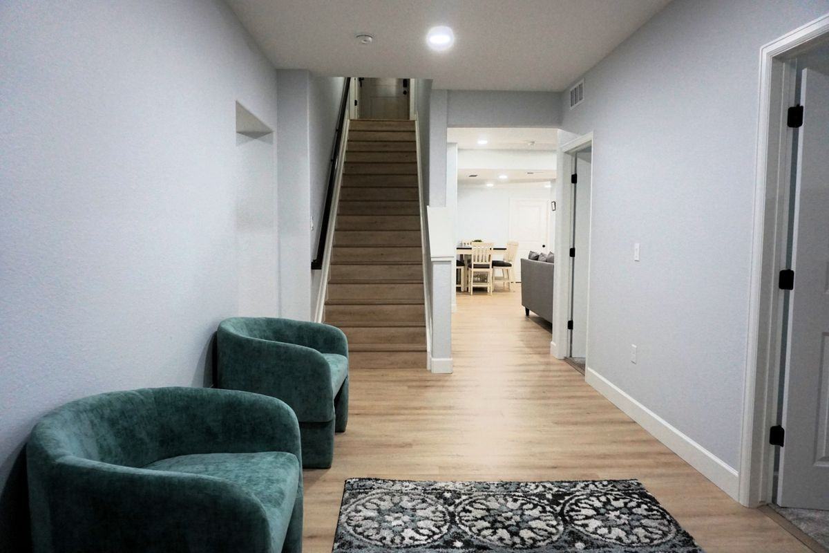 18171 E 47th Dr - Photo 7 of 16