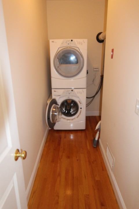 Lincoln Pkwy #2 - Photo 5 of 6