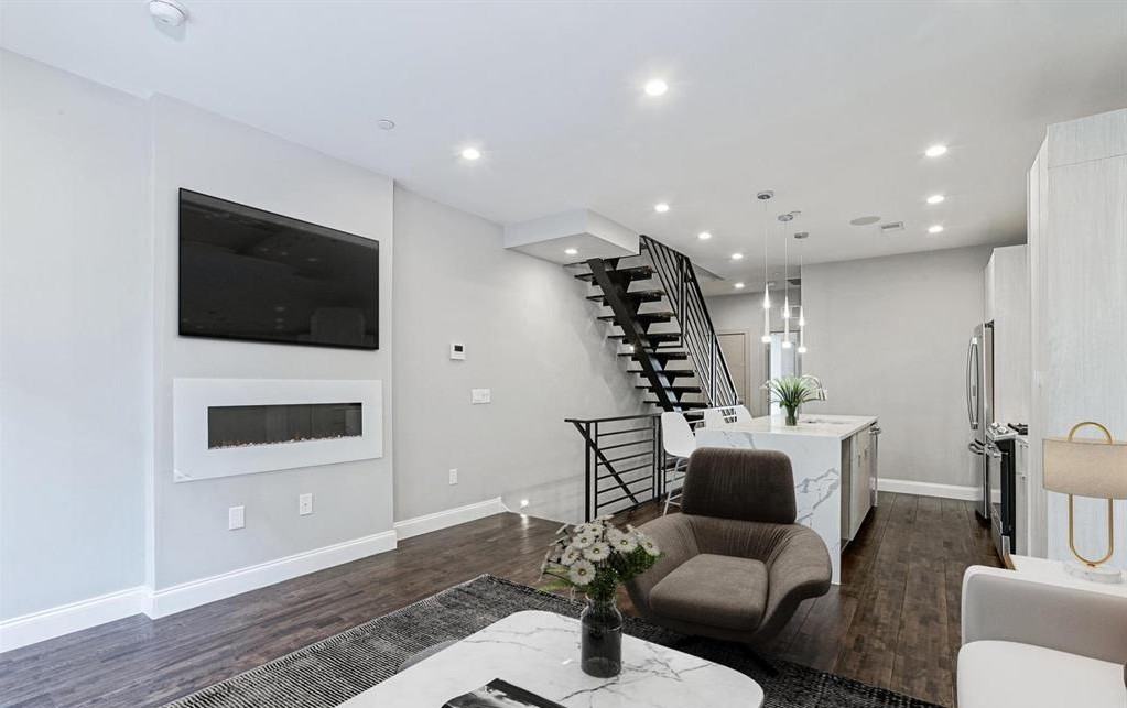 1630 Cambridge St #B - Photo 2 of 15