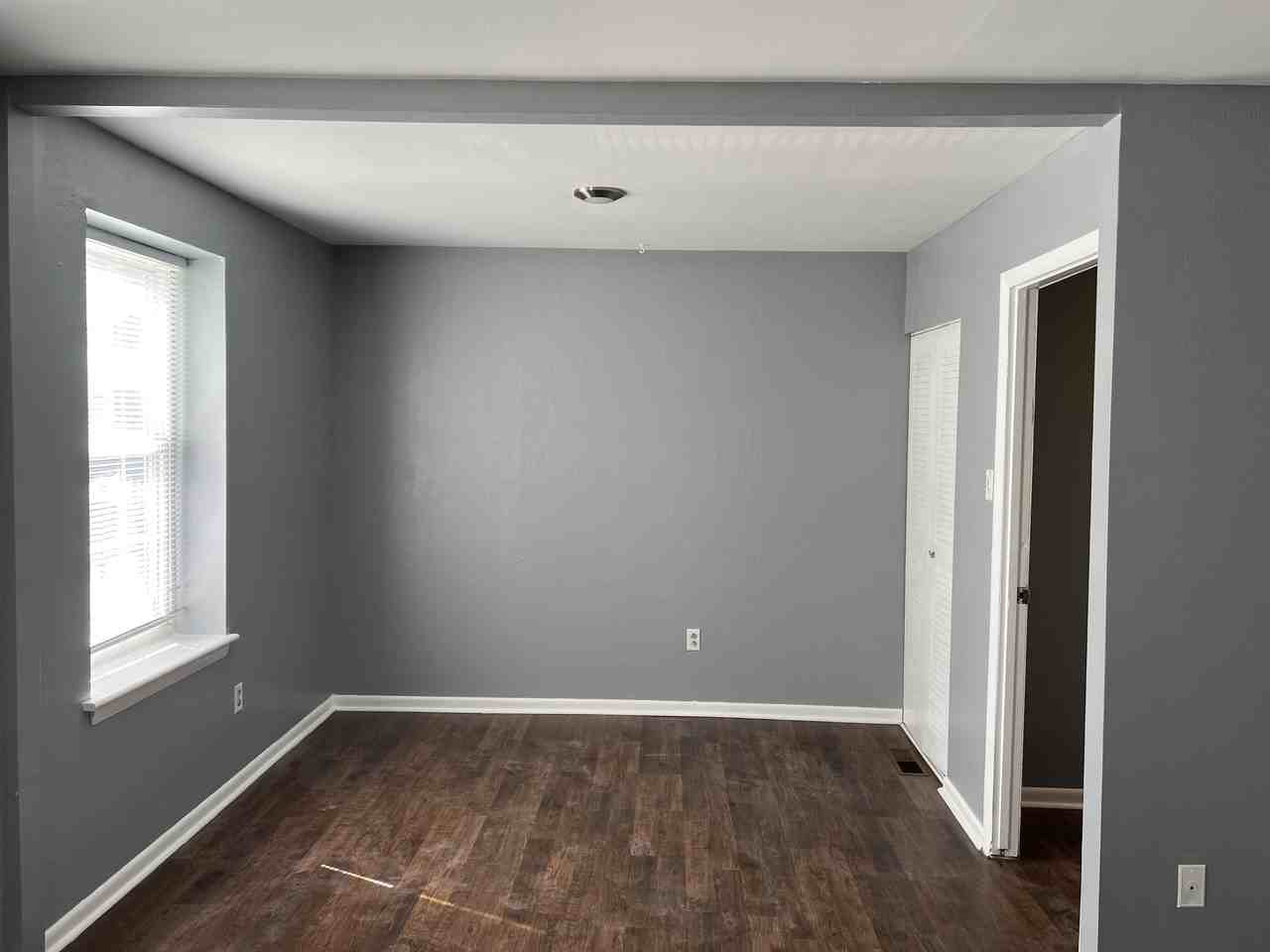 1814 Regal Dr - Photo 4 of 13