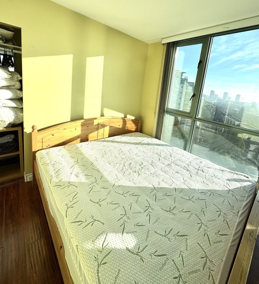 2733 Chandlery Place #10 - Photo 3 of 18