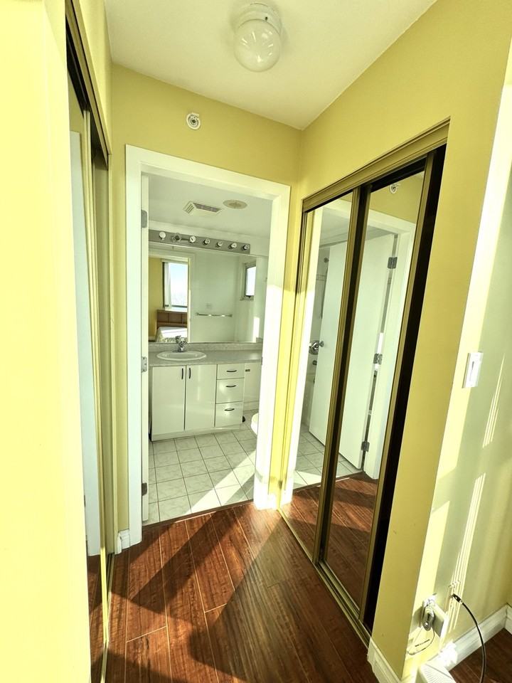 2733 Chandlery Place #10 - Photo 6 of 18