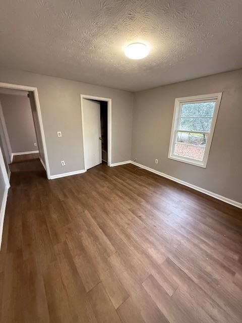 1927 Lincoln St #1 - Photo 4 of 12