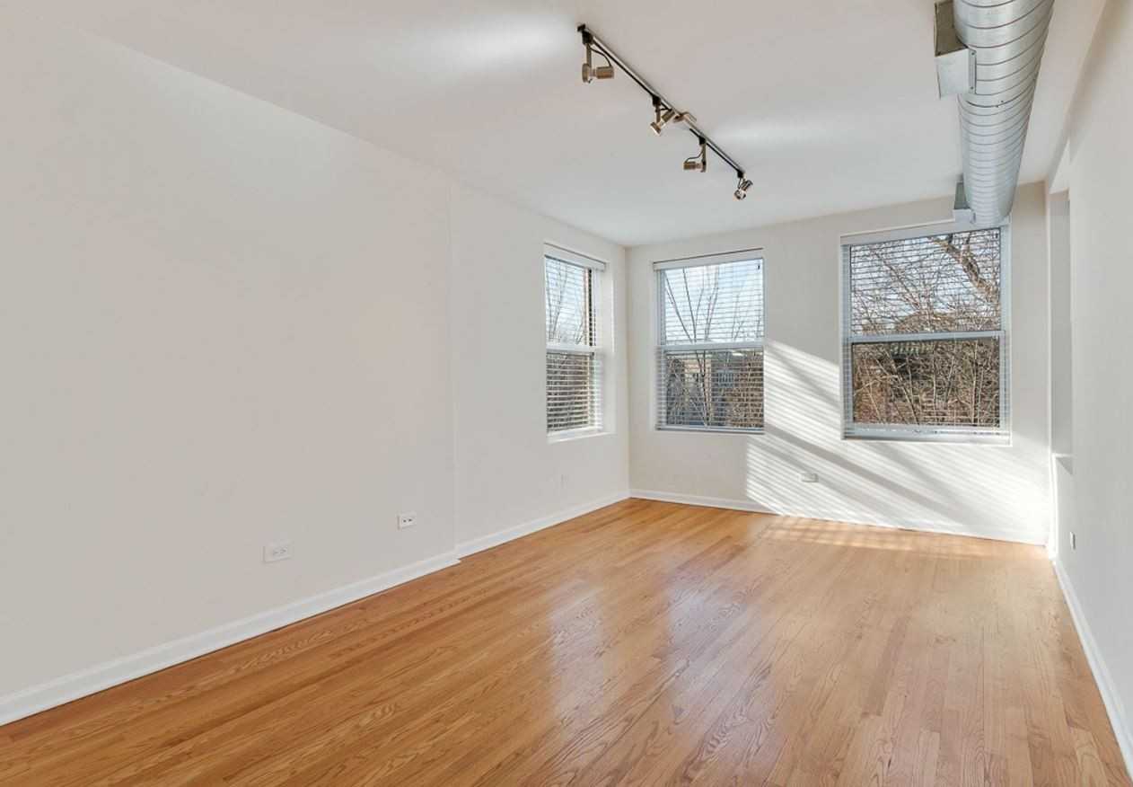 N Rockwell St & W Leland Ave - Photo 3 of 8