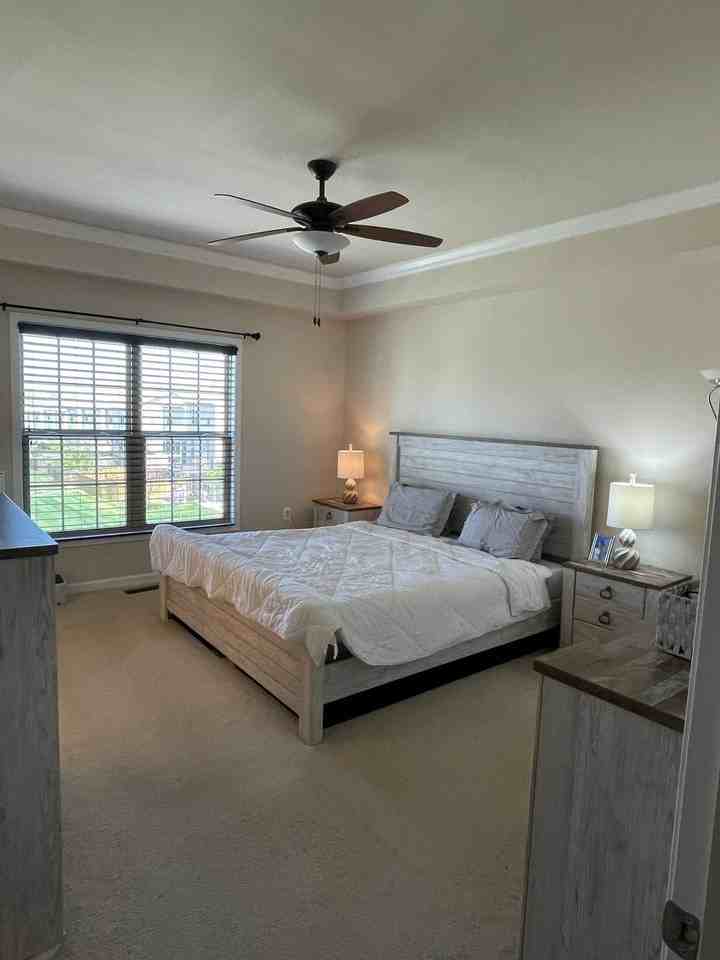 Marsh Pl #15985 - Photo 4 of 15