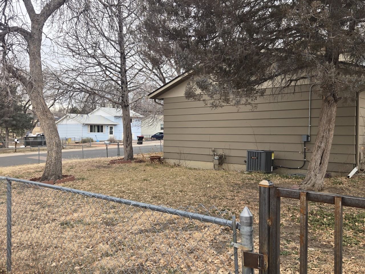 807 Hutchinson Dr #1 - Photo 2 of 9