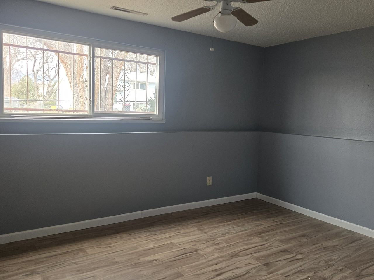 807 Hutchinson Dr #1 - Photo 4 of 9