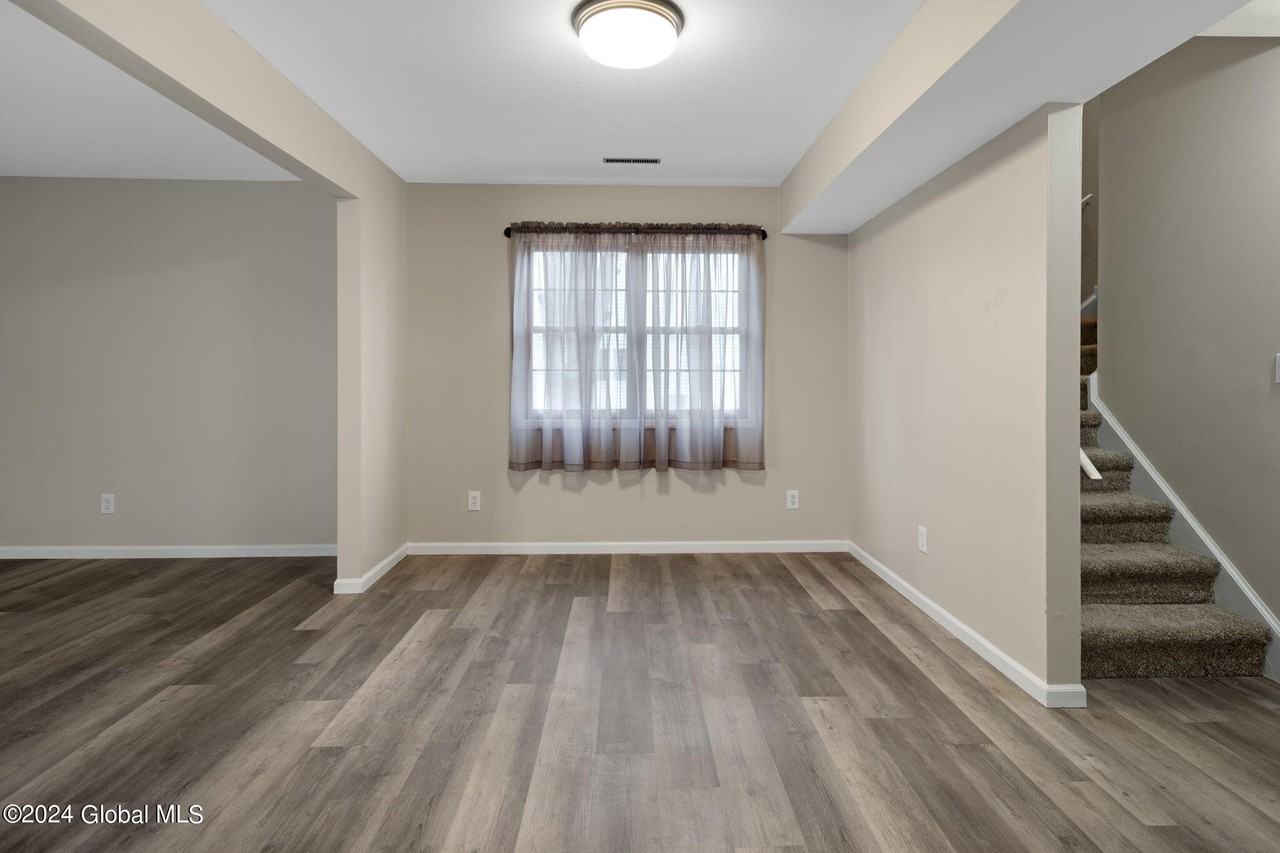 3 Terry Ct Unit B #B - Photo 2 of 24