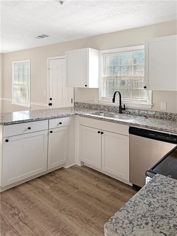 5343 Ridgemere Ct - Photo 5 of 18