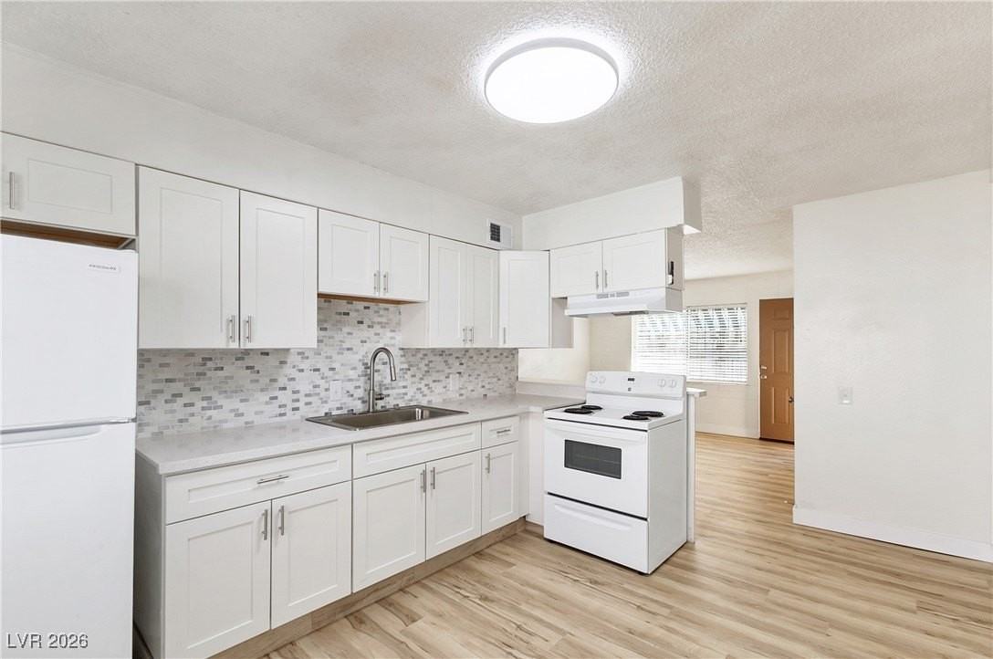 212 Kola St #4 - Photo 2 of 9