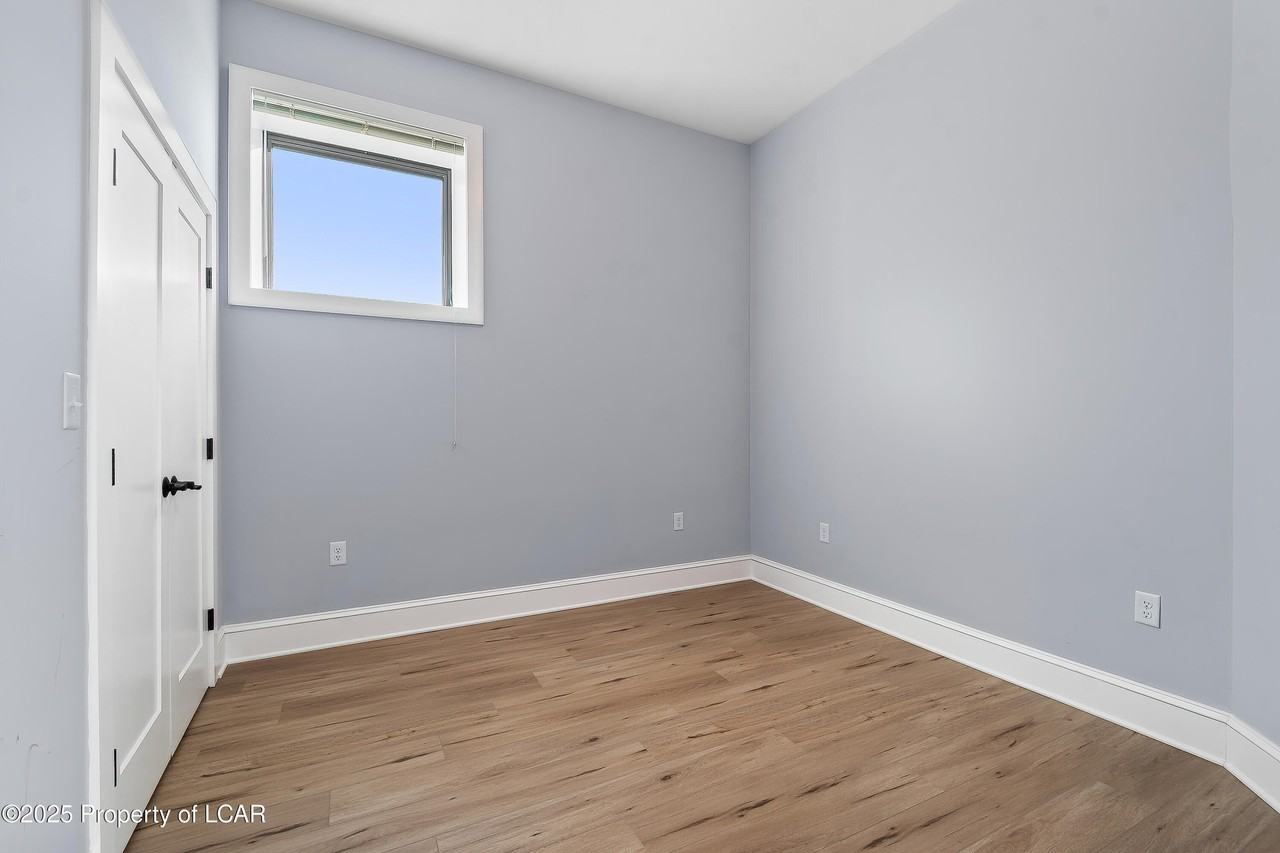 14 S Main St - Photo 6 of 10