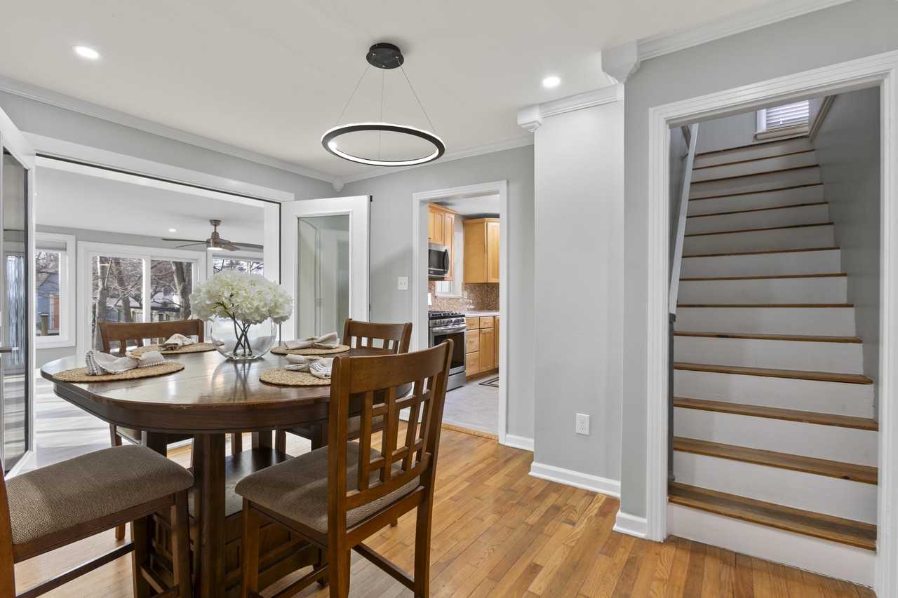 622 Longview Dr - Photo 5 of 20