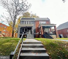 featured image of 3326 12th St Se