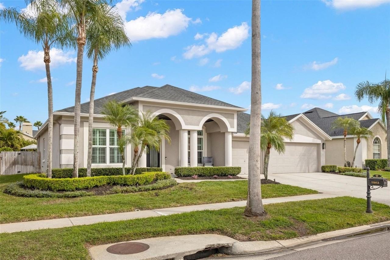 11913 Keating Dr - Photo 2 of 50