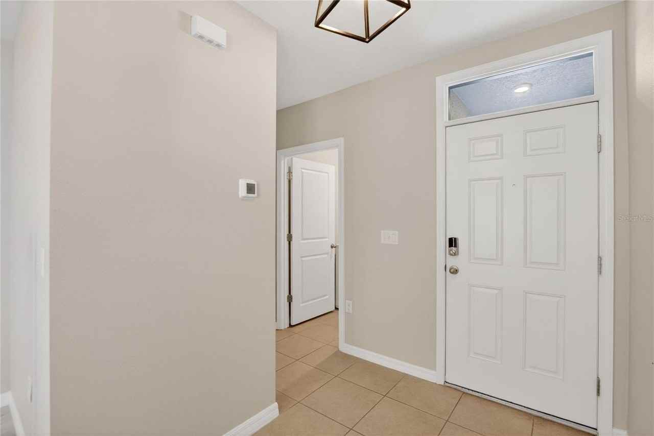 10019 Merry Fawn Ct - Photo 5 of 50