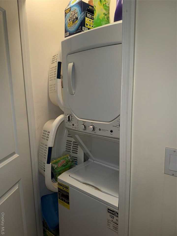 1000 E 35th St Apt 4b #4B - Photo 5 of 8