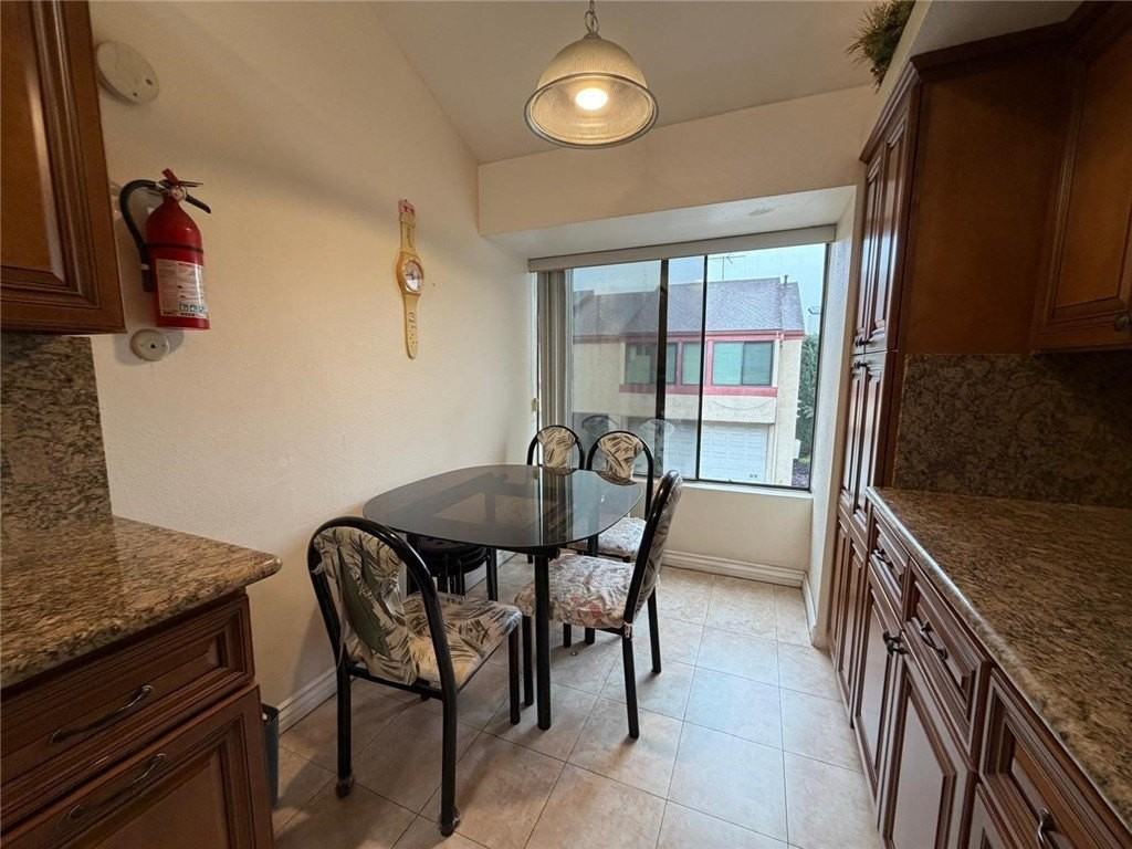 1015 Arcadia Ave #12 - Photo 7 of 19