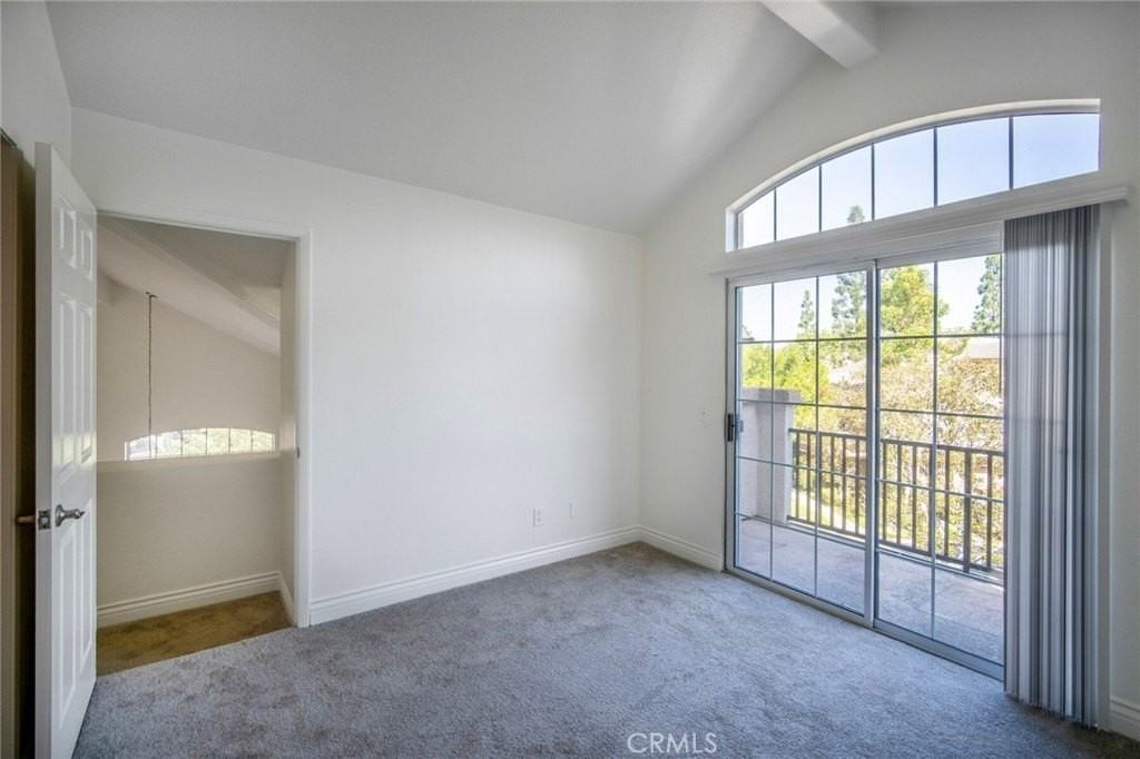 135 Montara Dr - Photo 6 of 17