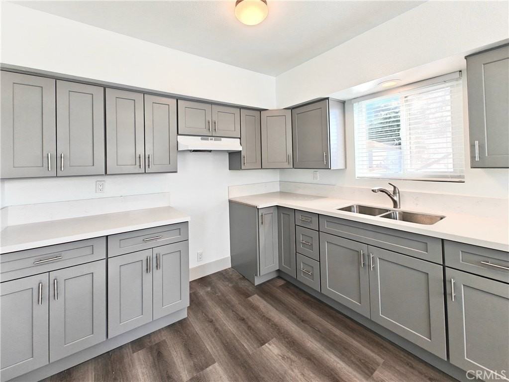 6728 Whittier Ave - Photo 6 of 16