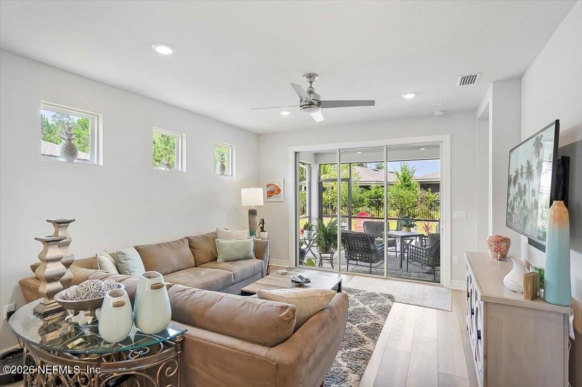 10628 Anthem Way - Photo 3 of 30